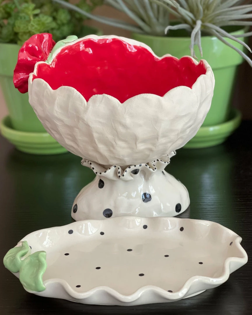 Teyros Lady Head Art Pottery Planter With Tray, Mellow Red 4 Teyros Lady Head Art Pottery Planter With Tray, Mellow Red