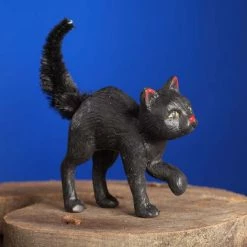 Bethany Lowe Scaredy Cat Figurine